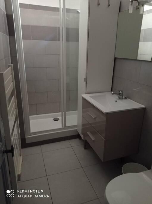 Appartement Au Coeur Du Village 滨海萨纳里 外观 照片